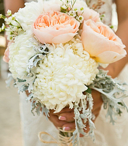 800ROSEBIG Offers Discount Wedding Flower Packages we create Brides custom wedding centerpieces